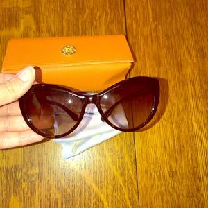 AUTHENTIC Tory Burch Tortoise Cat Eye Sunglasses